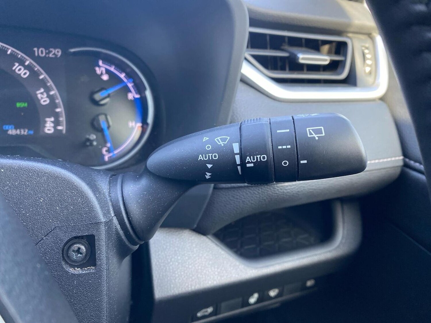 Used Toyota RAV4 2022 for sale - 78192584: Photo 30