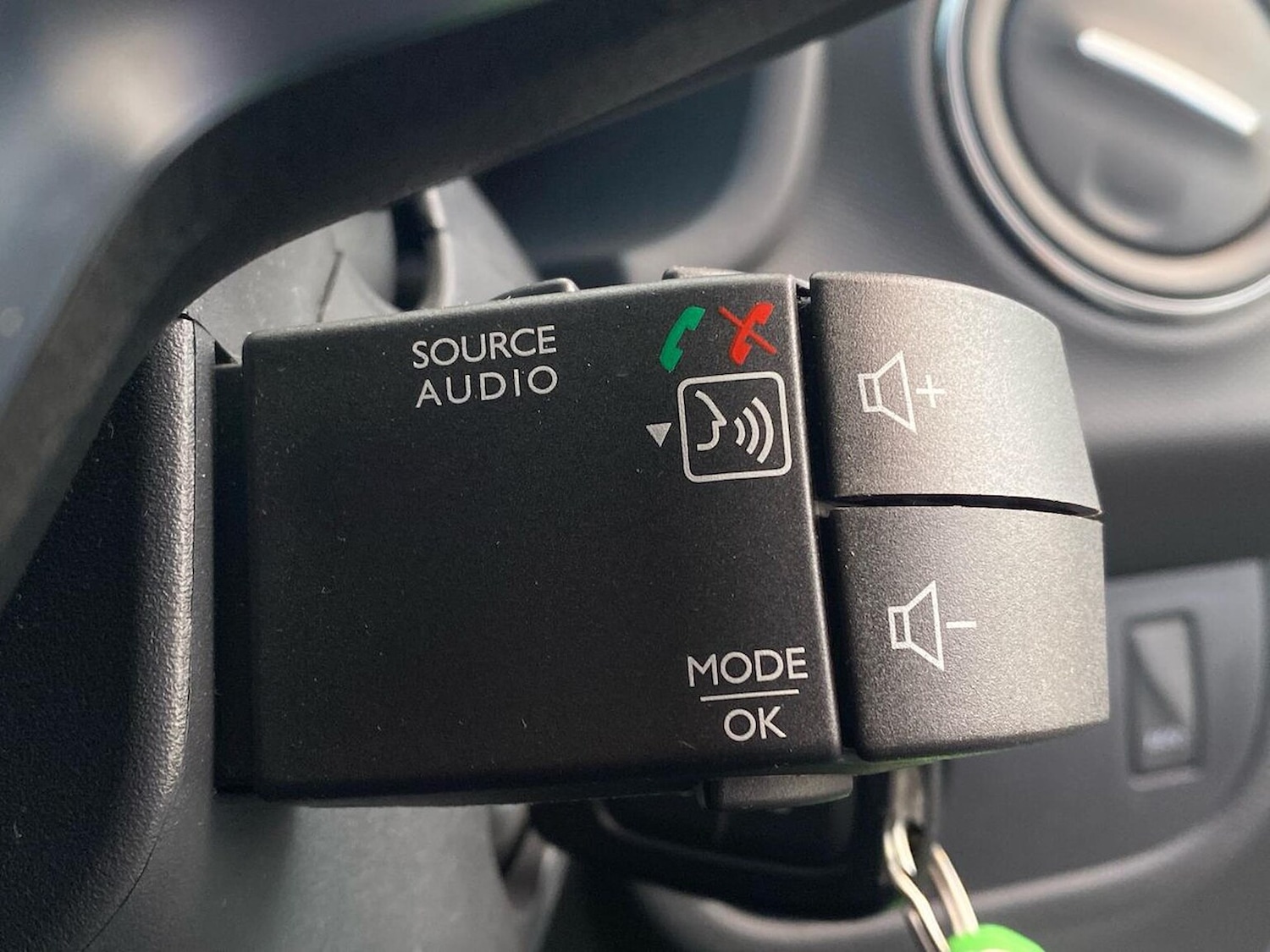 Used Dacia Sandero Stepway 2020 for sale - 77012386: Photo 22