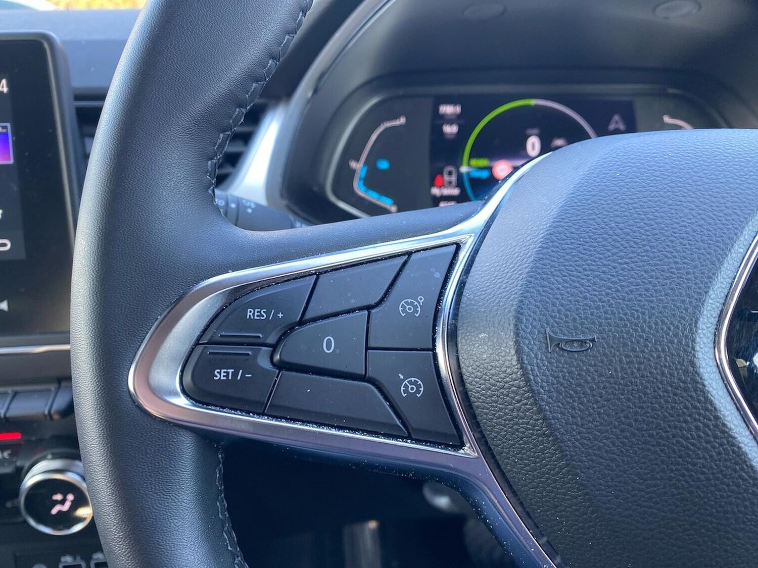 Used Renault Captur 2023 for sale - 78193564: Photo 29