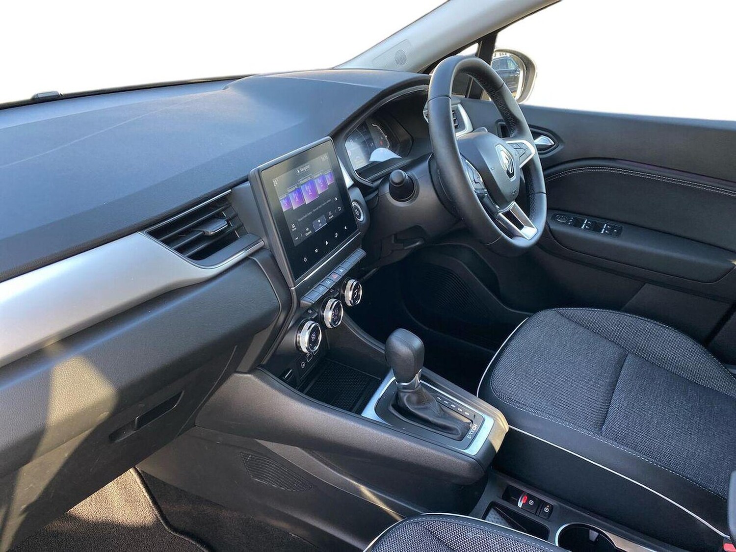 Used Renault Captur 2023 for sale - 78193564: Photo 9