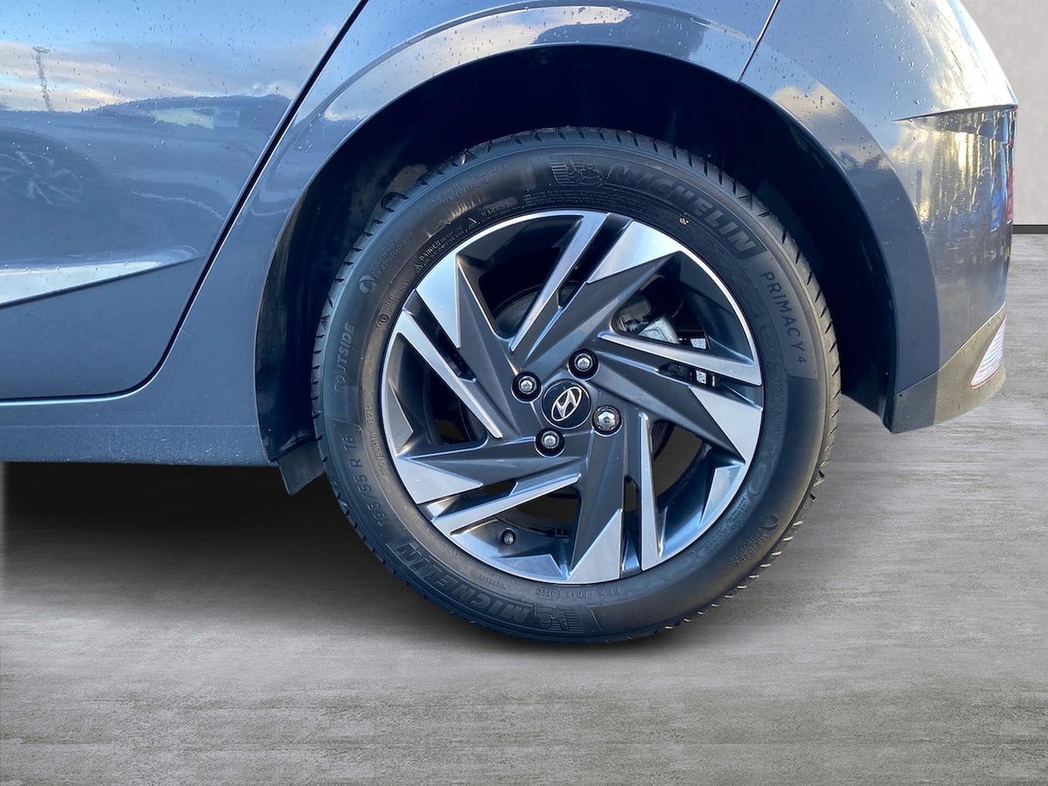 Used Hyundai i20 2023 for sale - 76741152: Photo 6