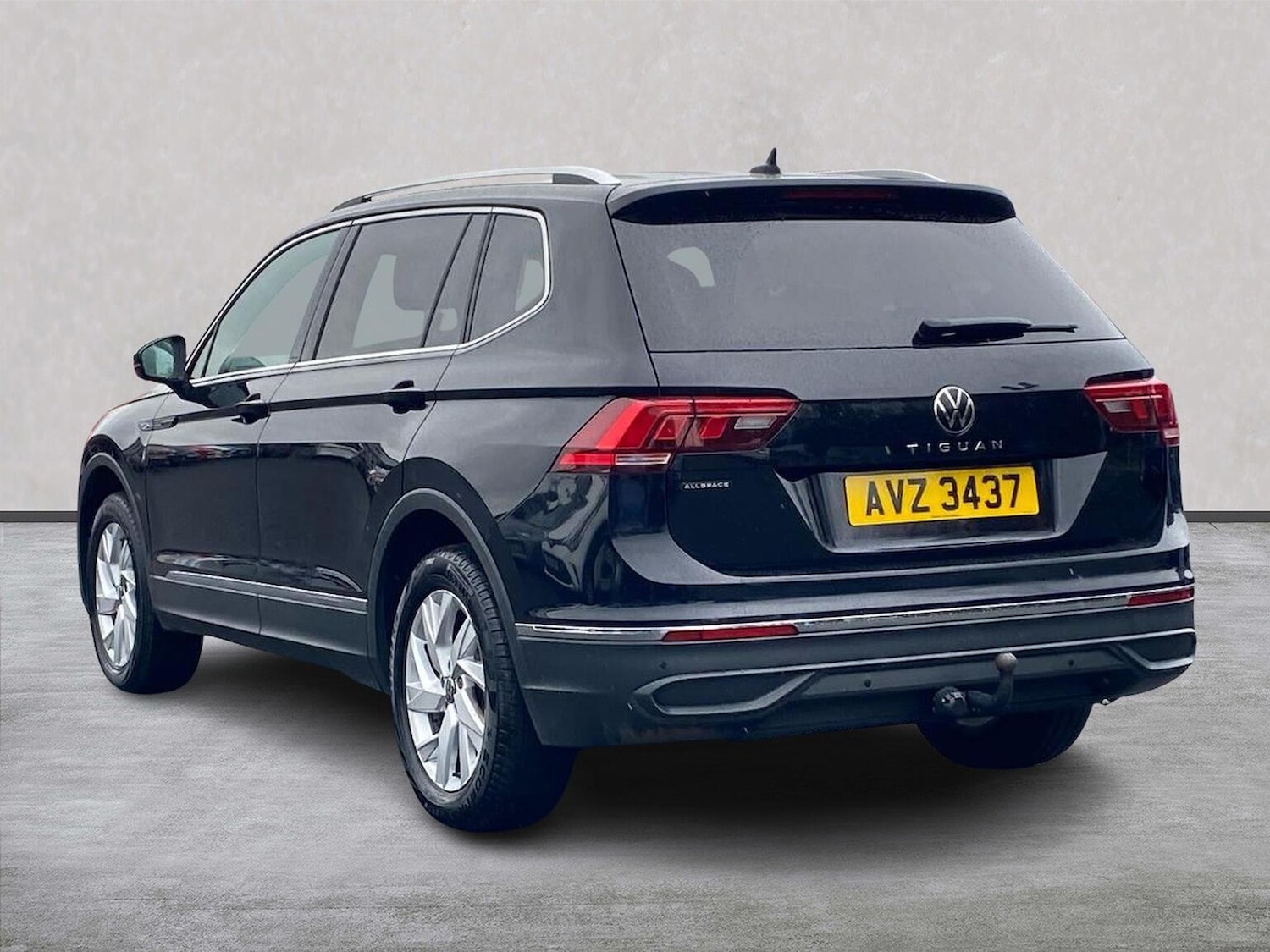 Used Volkswagen Tiguan Allspace 2023 for sale - 78176486: Photo 4