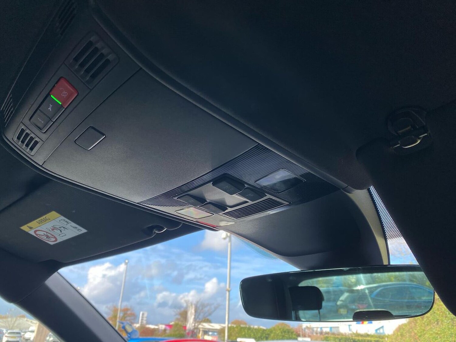 Used Volkswagen Tiguan 2021 for sale - 76407451: Photo 14