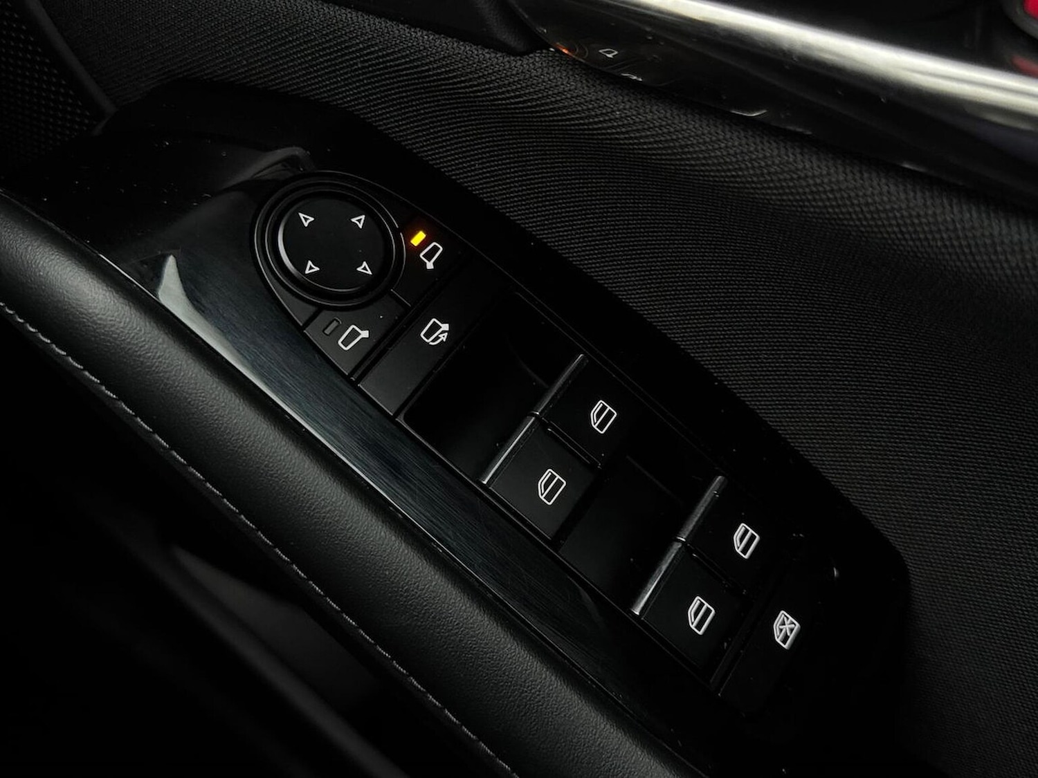 Used Mazda CX-30 2023 for sale - 76860070: Photo 21