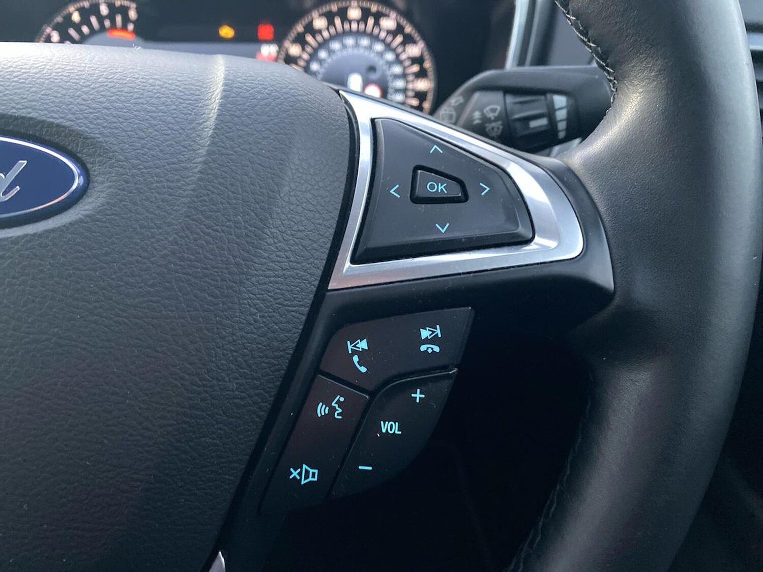 Used Ford Mondeo 2016 for sale - 76681681: Photo 26