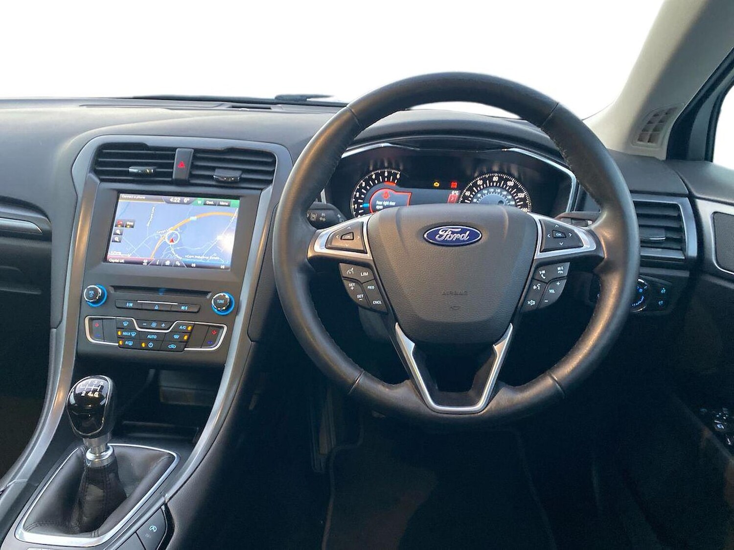 Used Ford Mondeo 2016 for sale - 76681681: Photo 9