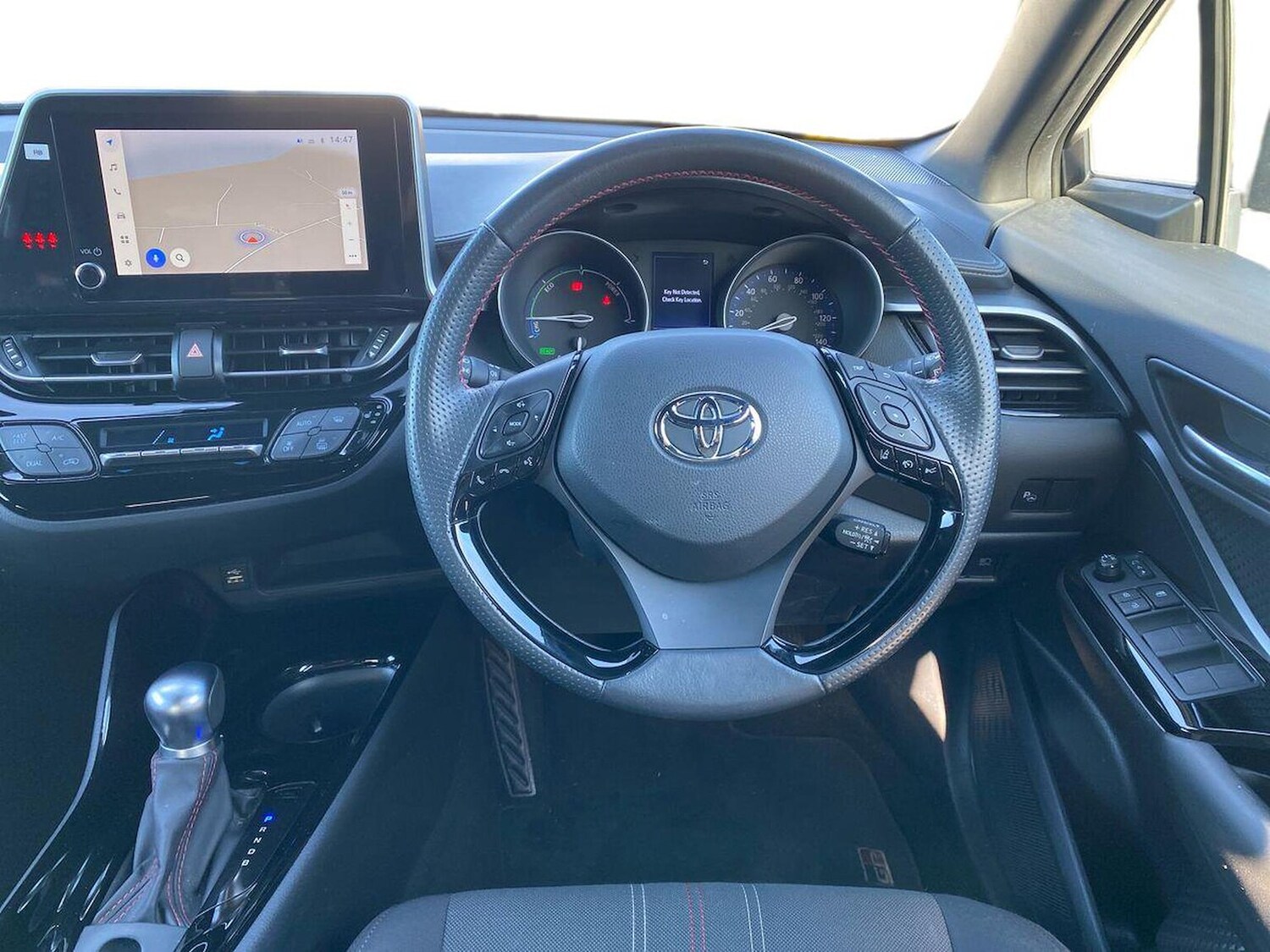 Used Toyota C-HR 2023 for sale - 78176487: Photo 11