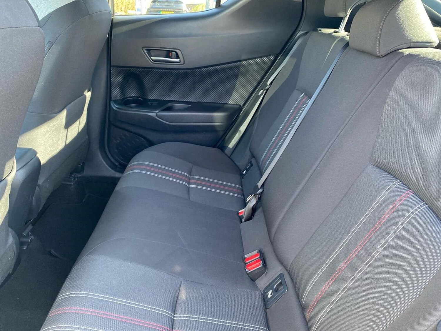 Used Toyota C-HR 2023 for sale - 78176487: Photo 18