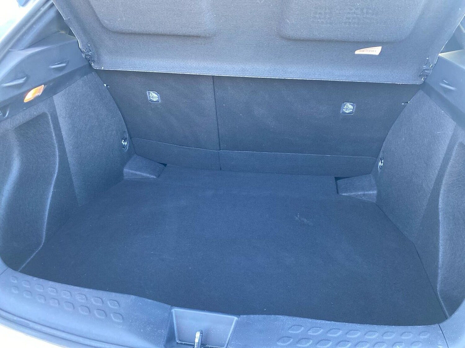 Used Toyota C-HR 2023 for sale - 78176487: Photo 19