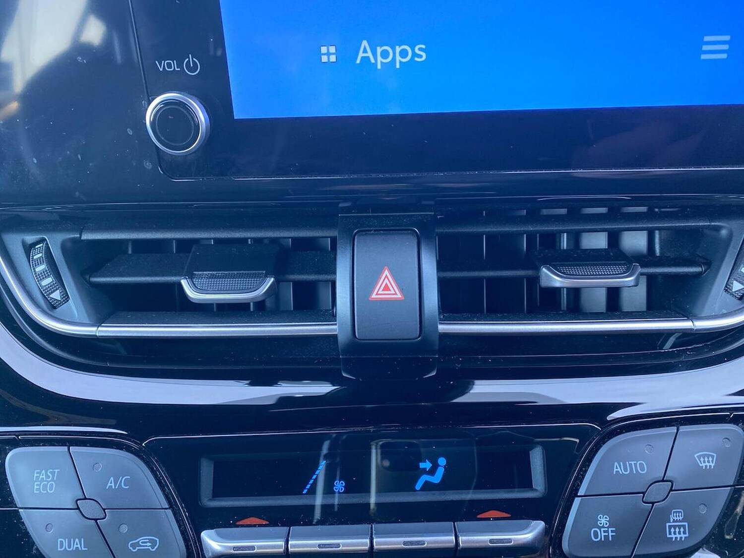 Used Toyota C-HR 2023 for sale - 78176487: Photo 24