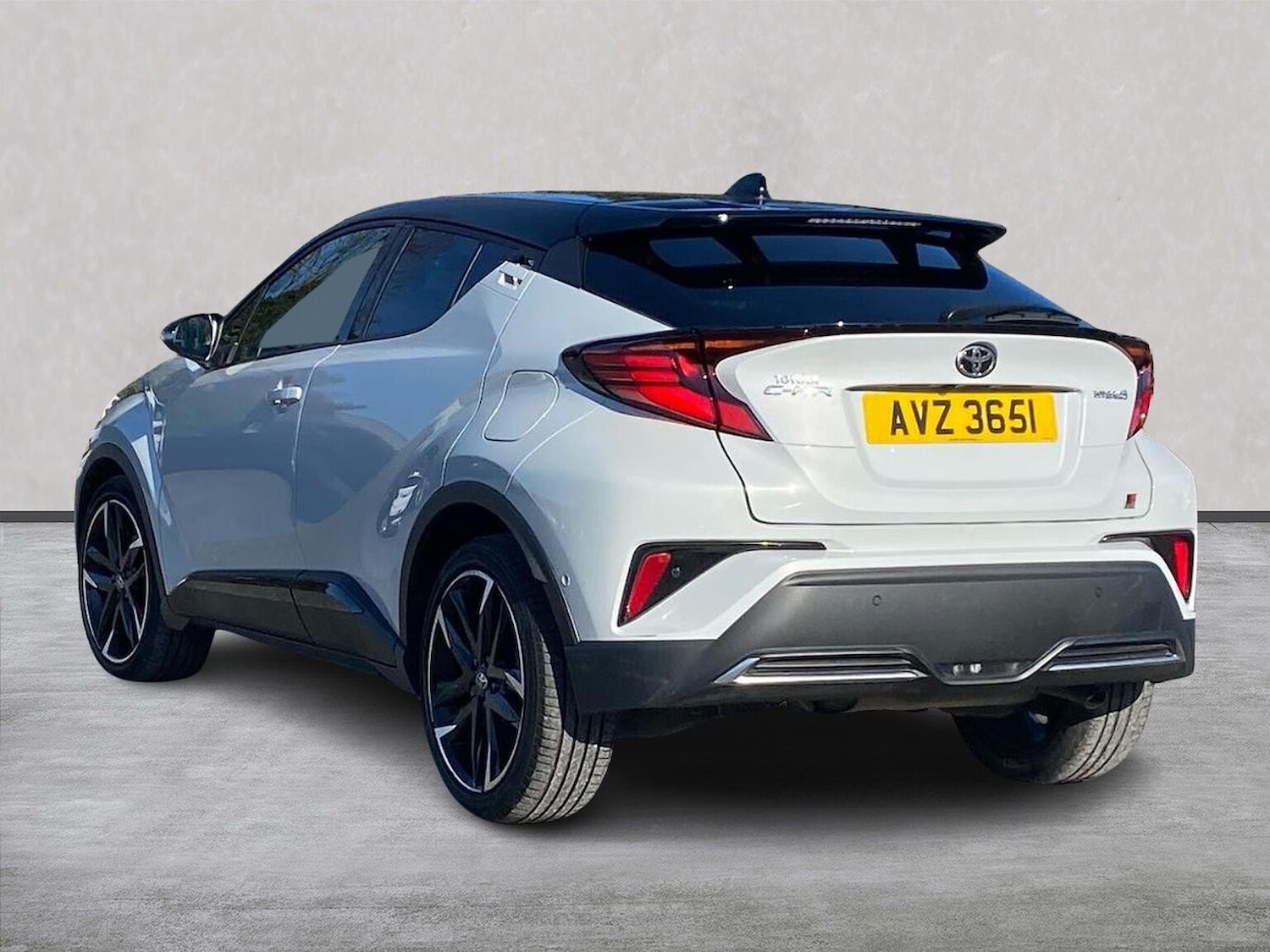 Used Toyota C-HR 2023 for sale - 78176487: Photo 4