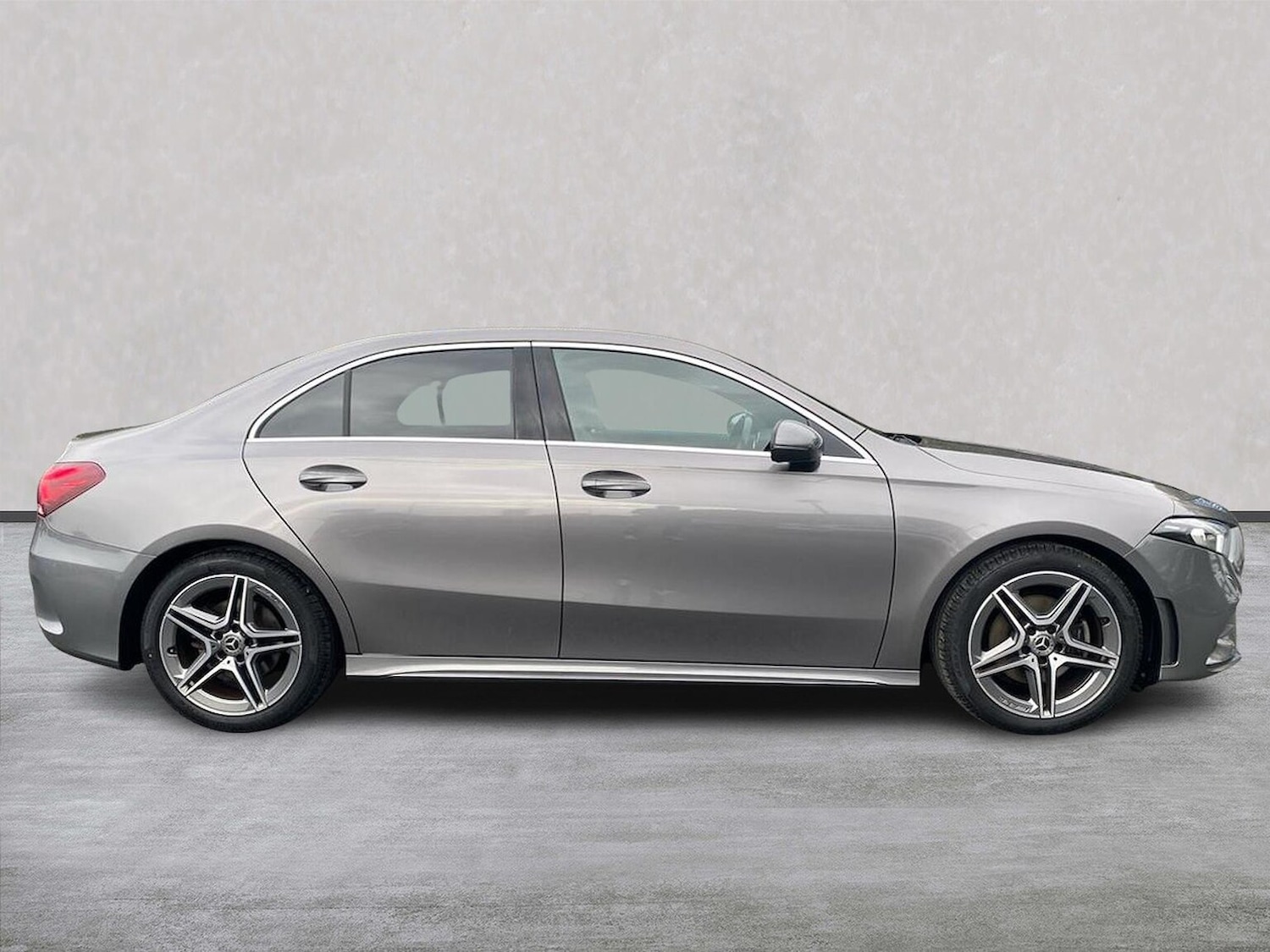 Used Mercedes-Benz A-Class 2021 for sale - 76599198: Photo 3