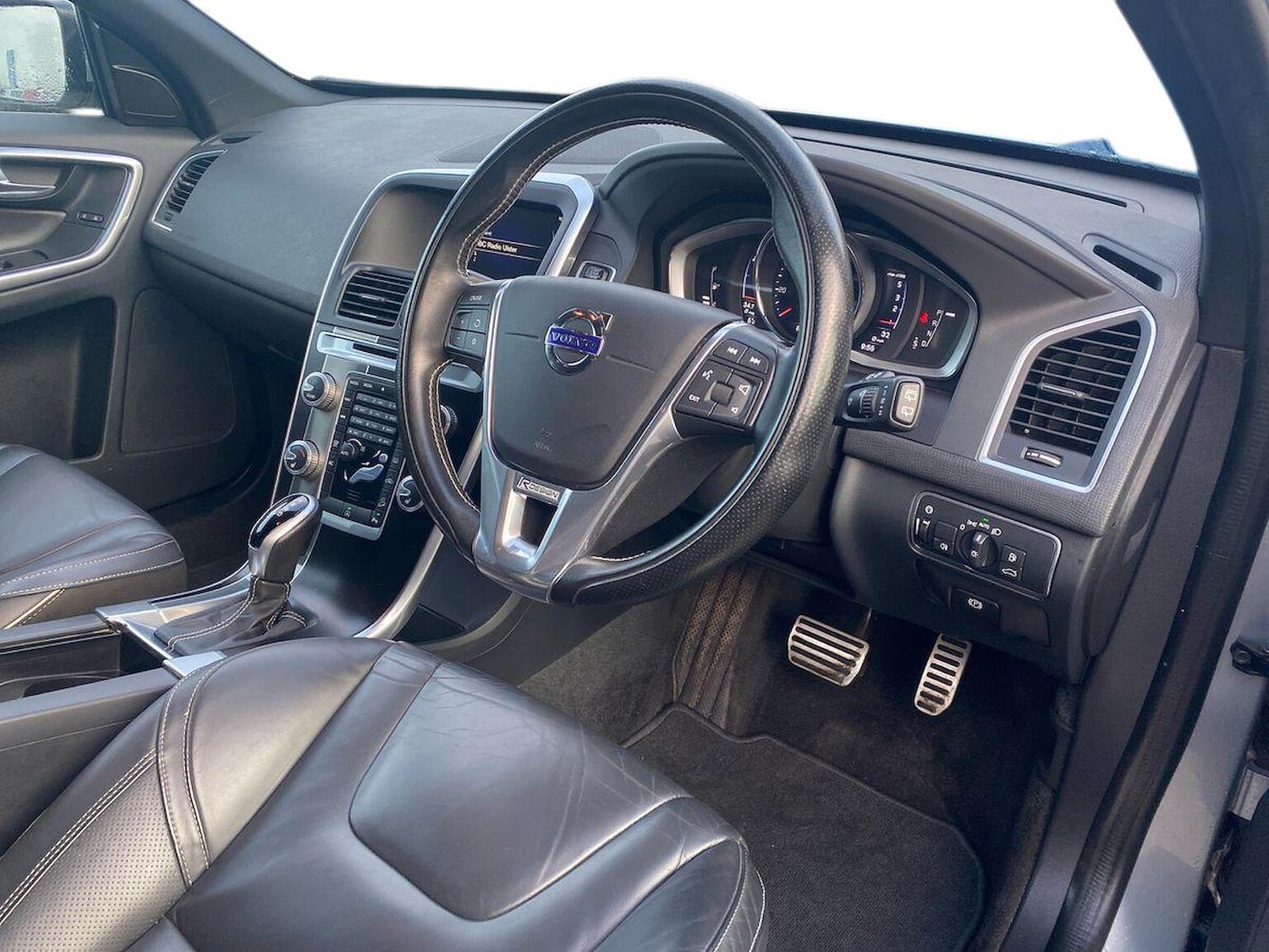 Used Volvo XC60 2017 for sale - 77759326: Photo 15