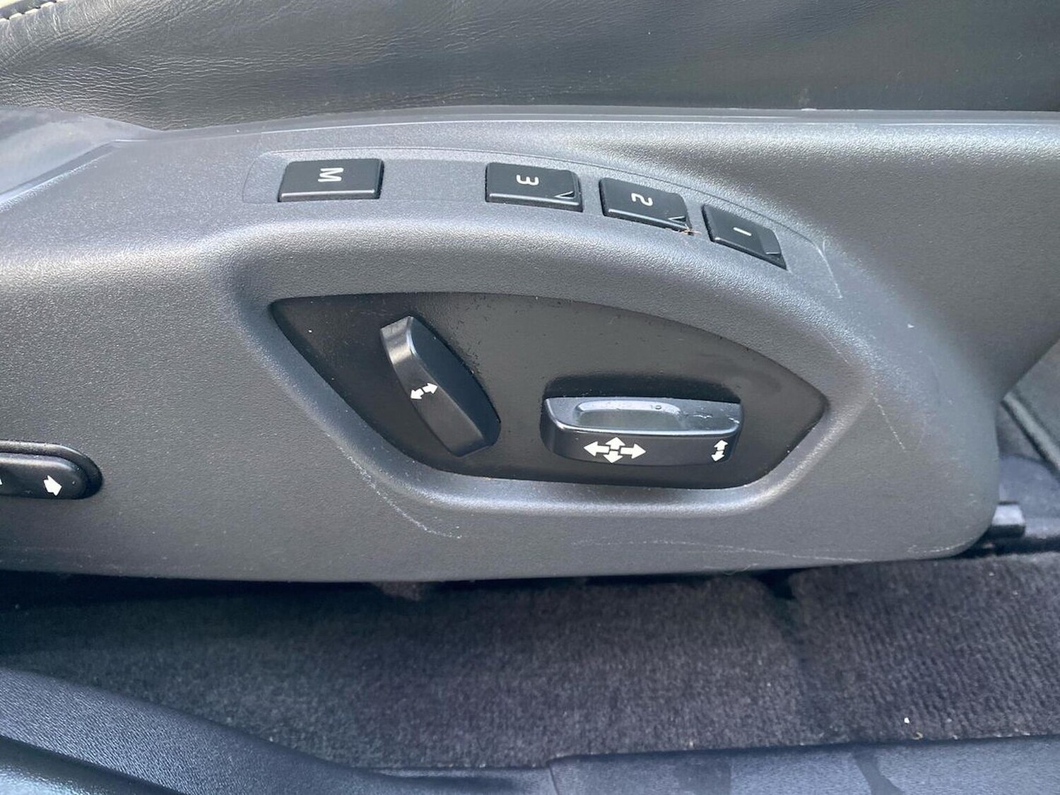 Used Volvo XC60 2017 for sale - 77759326: Photo 29