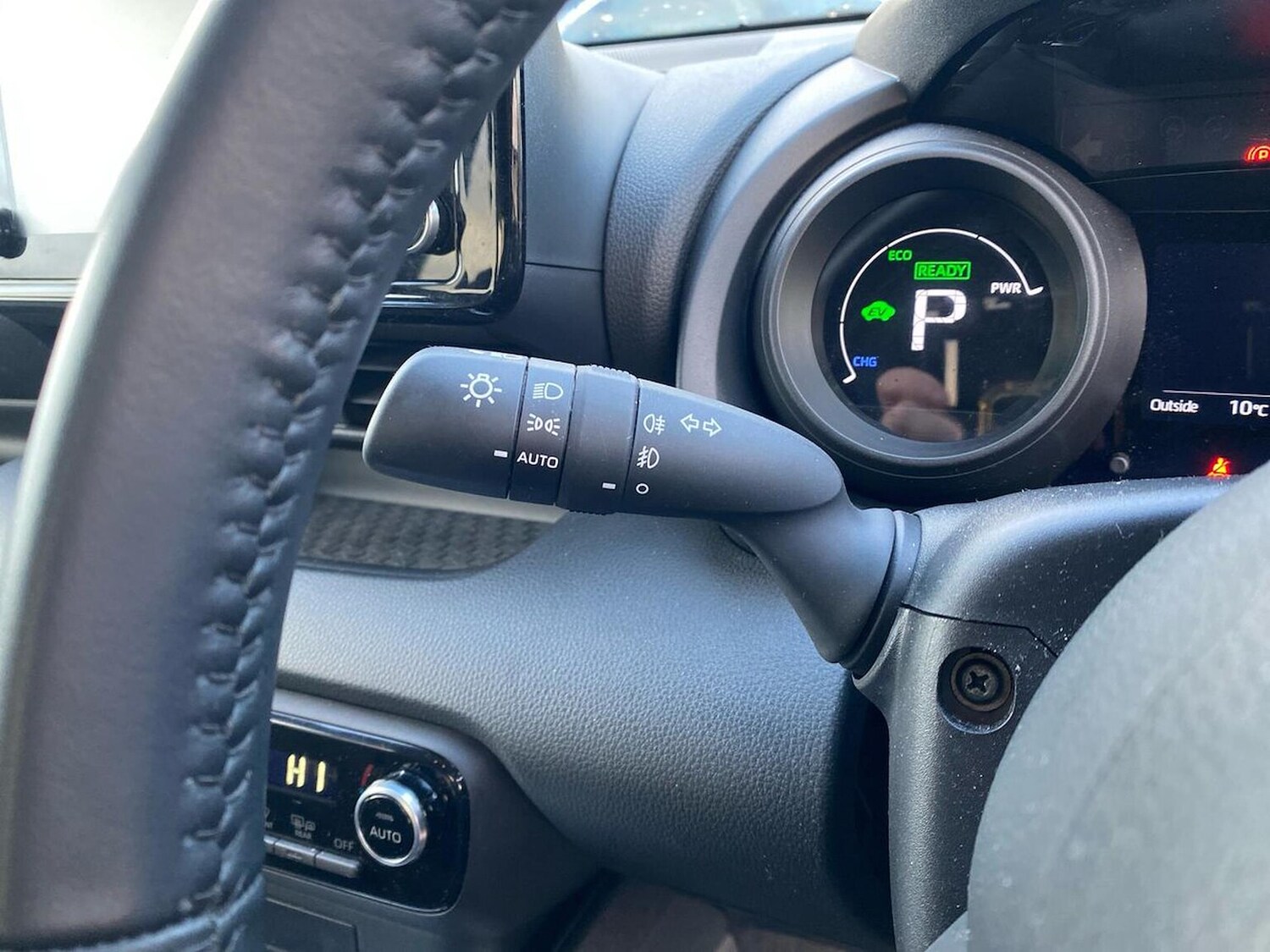 Used Toyota Yaris 2023 for sale - 77488155: Photo 28