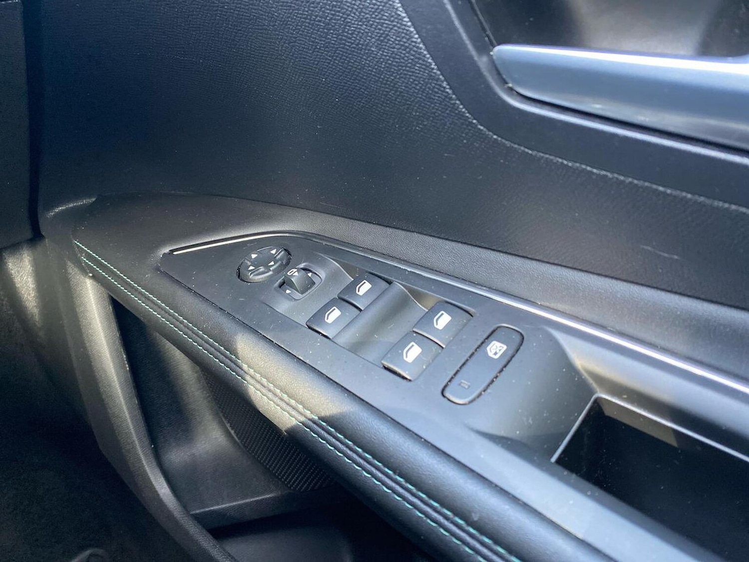 Used Peugeot 3008 2022 for sale - 76300731: Photo 21