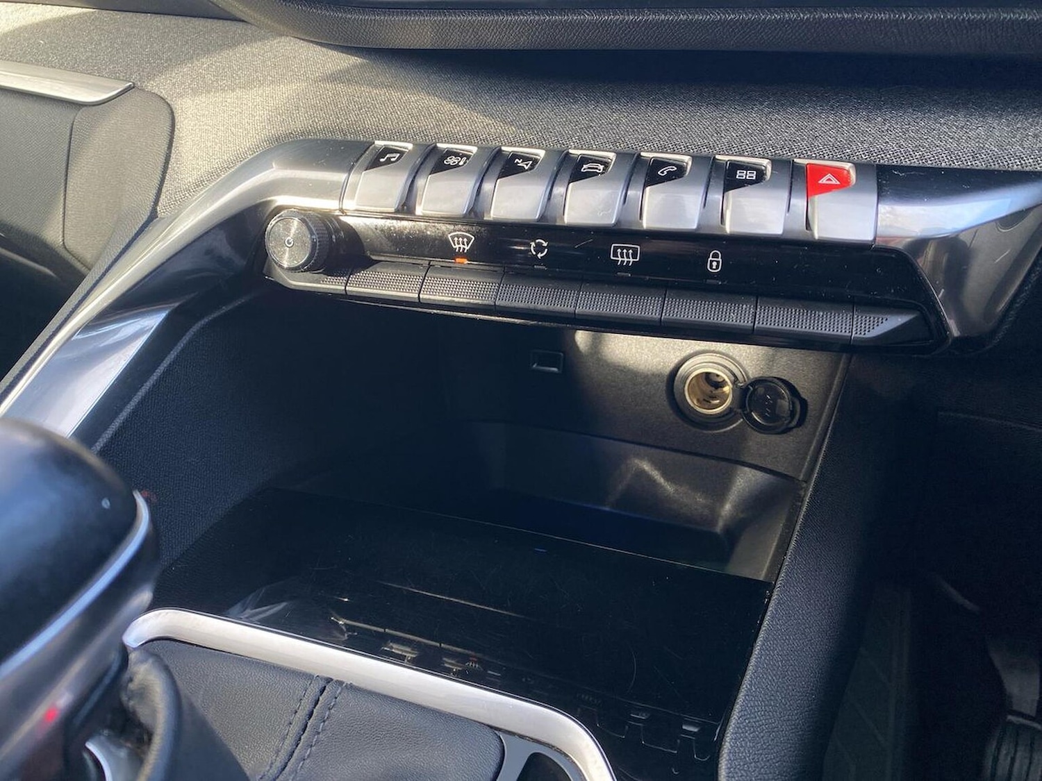 Used Peugeot 3008 2022 for sale - 76300731: Photo 22