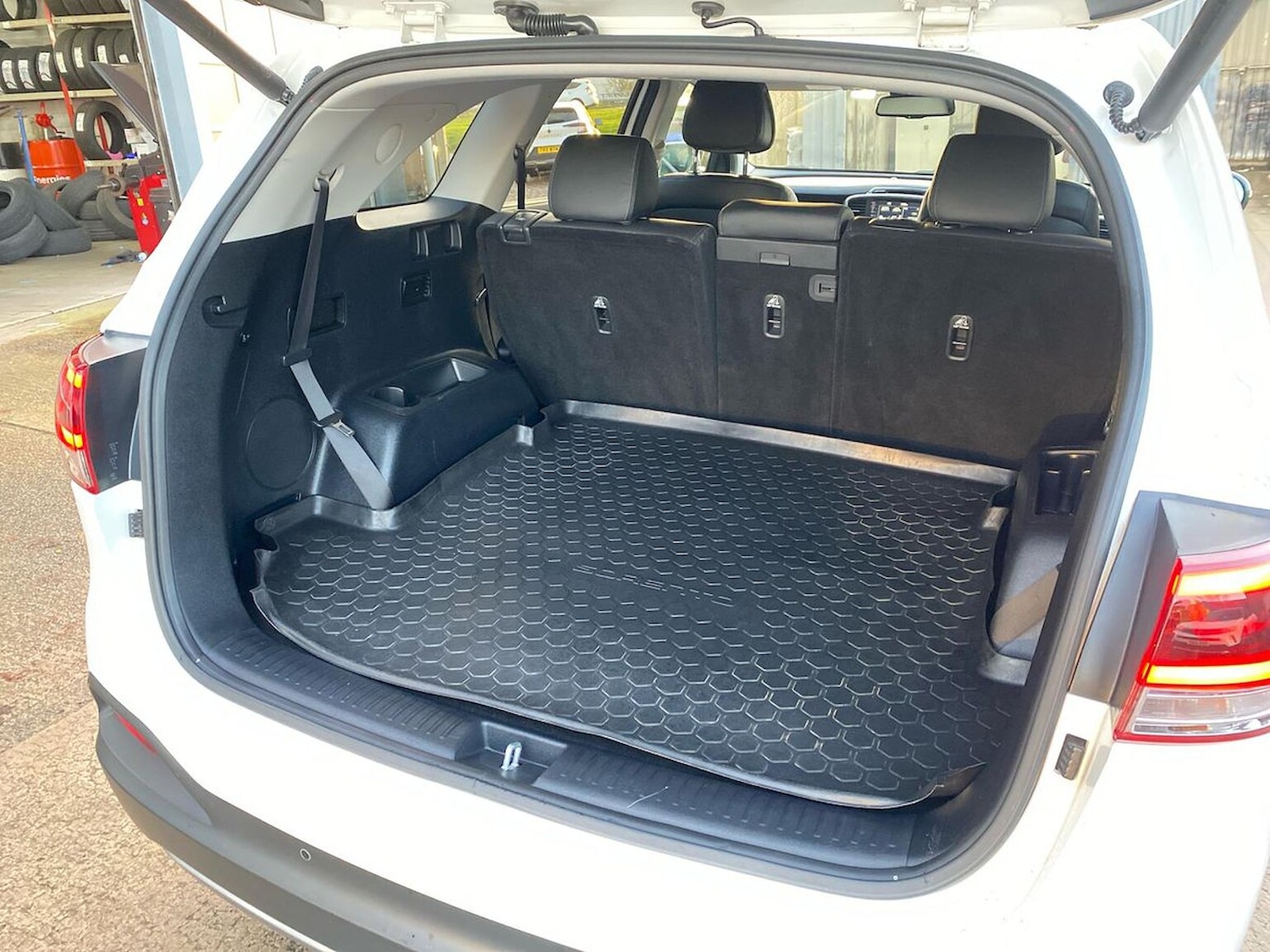 Used Kia Sorento 2016 for sale - 77056789: Photo 17