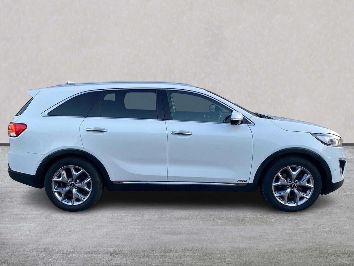 Used Kia Sorento 2016 for sale - 77056789: Photo 3