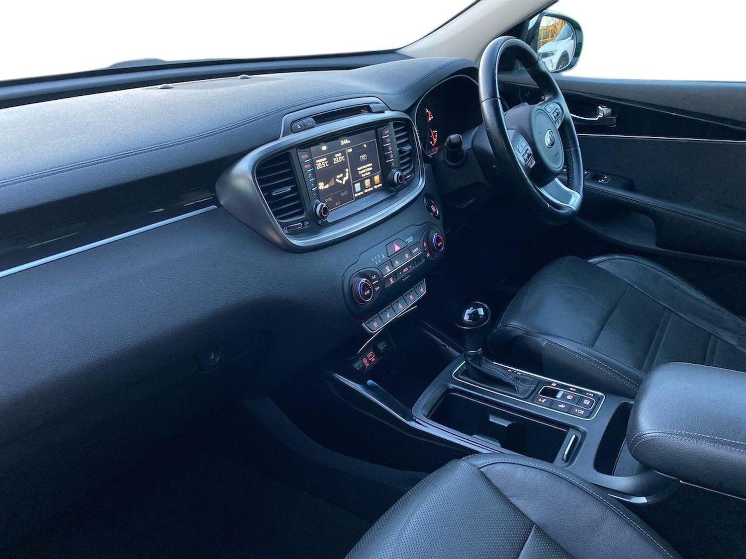 Used Kia Sorento 2016 for sale - 77056789: Photo 7