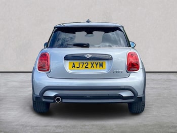 Used MINI Hatch 2023 for sale - 78502401: Photo