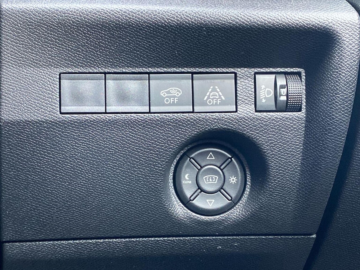 Used Citroen C4 2022 for sale - 76637780: Photo 25