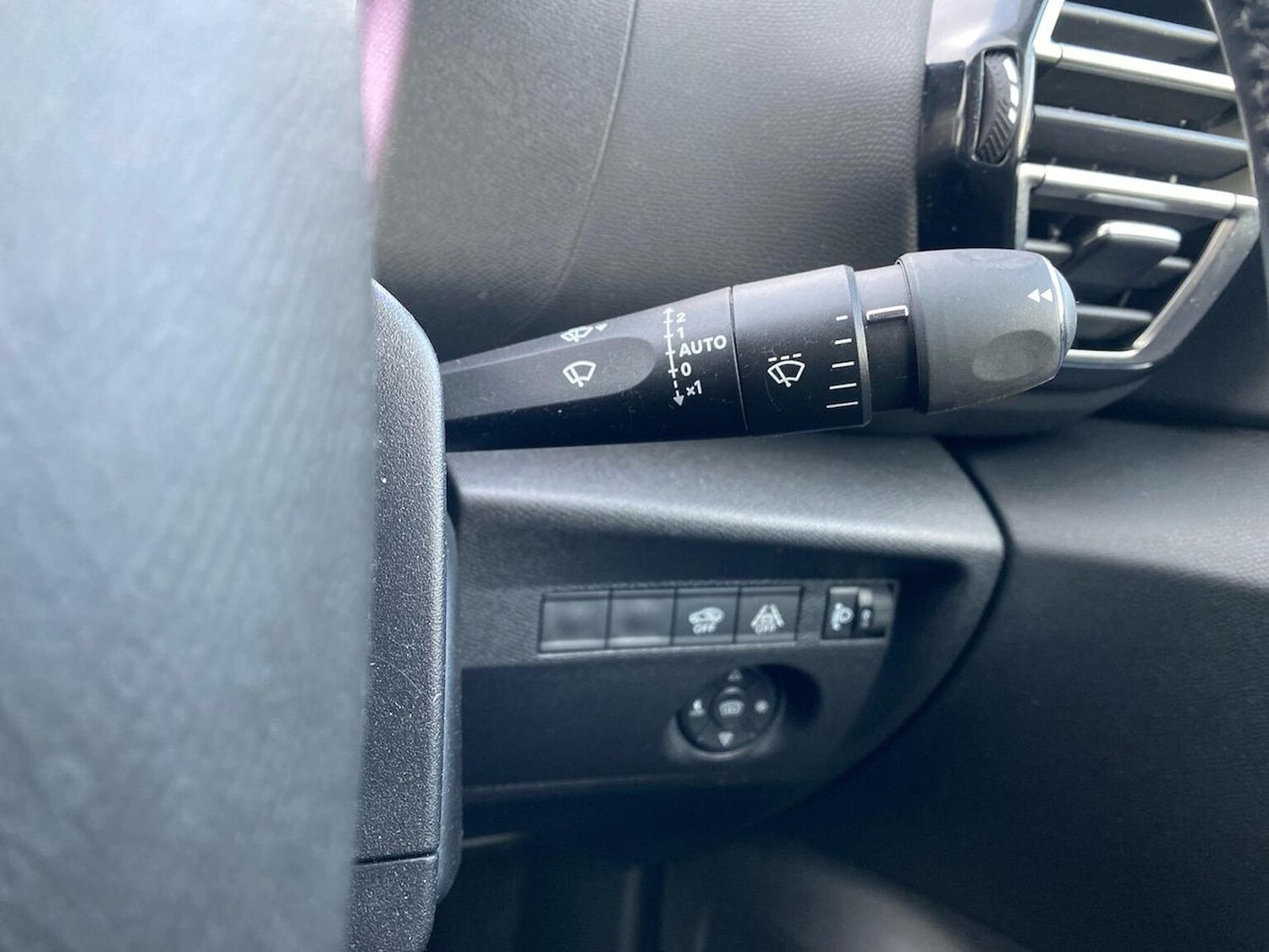 Used Citroen C4 2022 for sale - 76637780: Photo 28