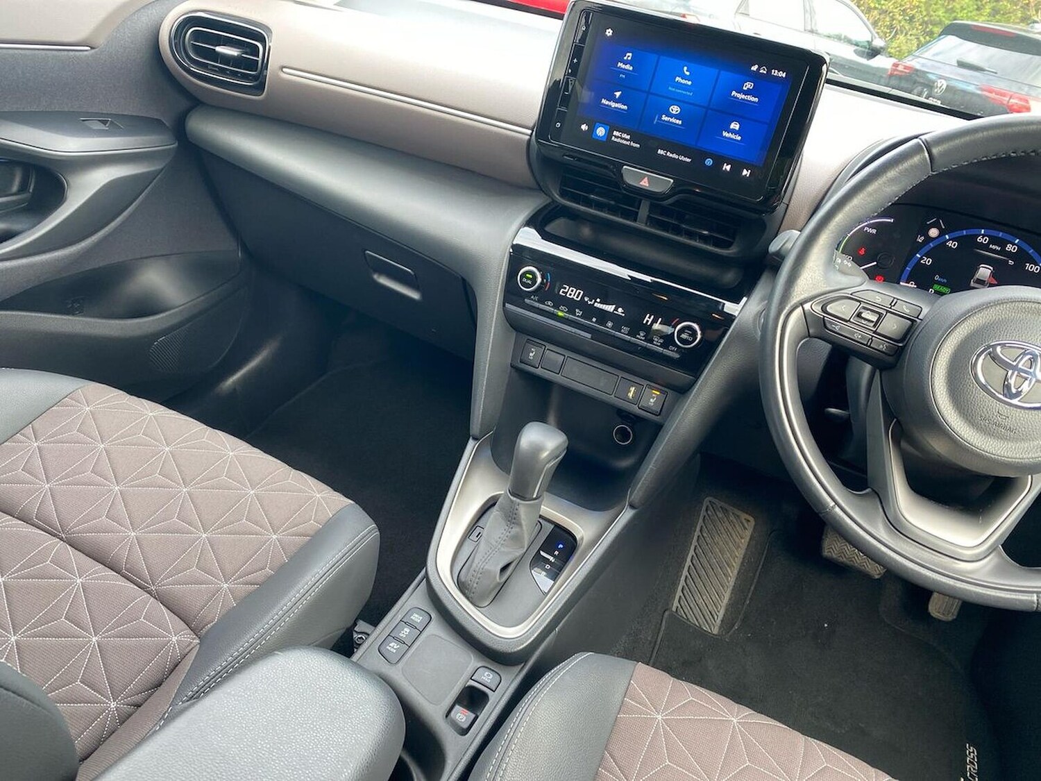 Used Toyota Yaris Cross 2022 for sale - 77488232: Photo 13