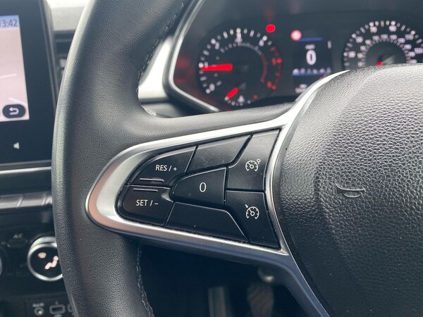 Used Renault Captur 2020 for sale - 76253672: Photo 27