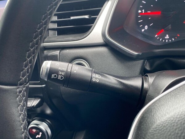 Used Renault Captur 2020 for sale - 76253672: Photo 29