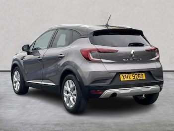 Used Renault Captur 2020 for sale - 76253672: Photo 2