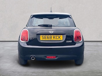 Used MINI Hatch 2019 for sale - 78952128: Photo