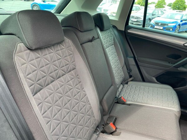 Used Volkswagen Tiguan 2022 for sale - 75557385: Photo 16