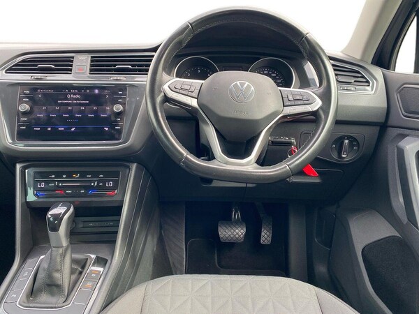 Used Volkswagen Tiguan 2022 for sale - 75557385: Photo 9