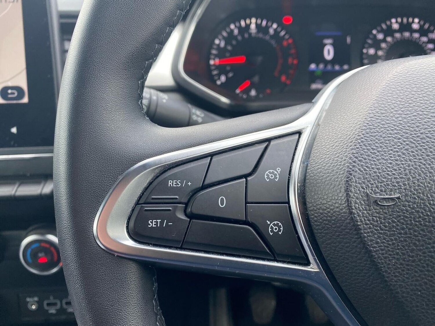 Used Renault Captur 2022 for sale - 77489981: Photo 27