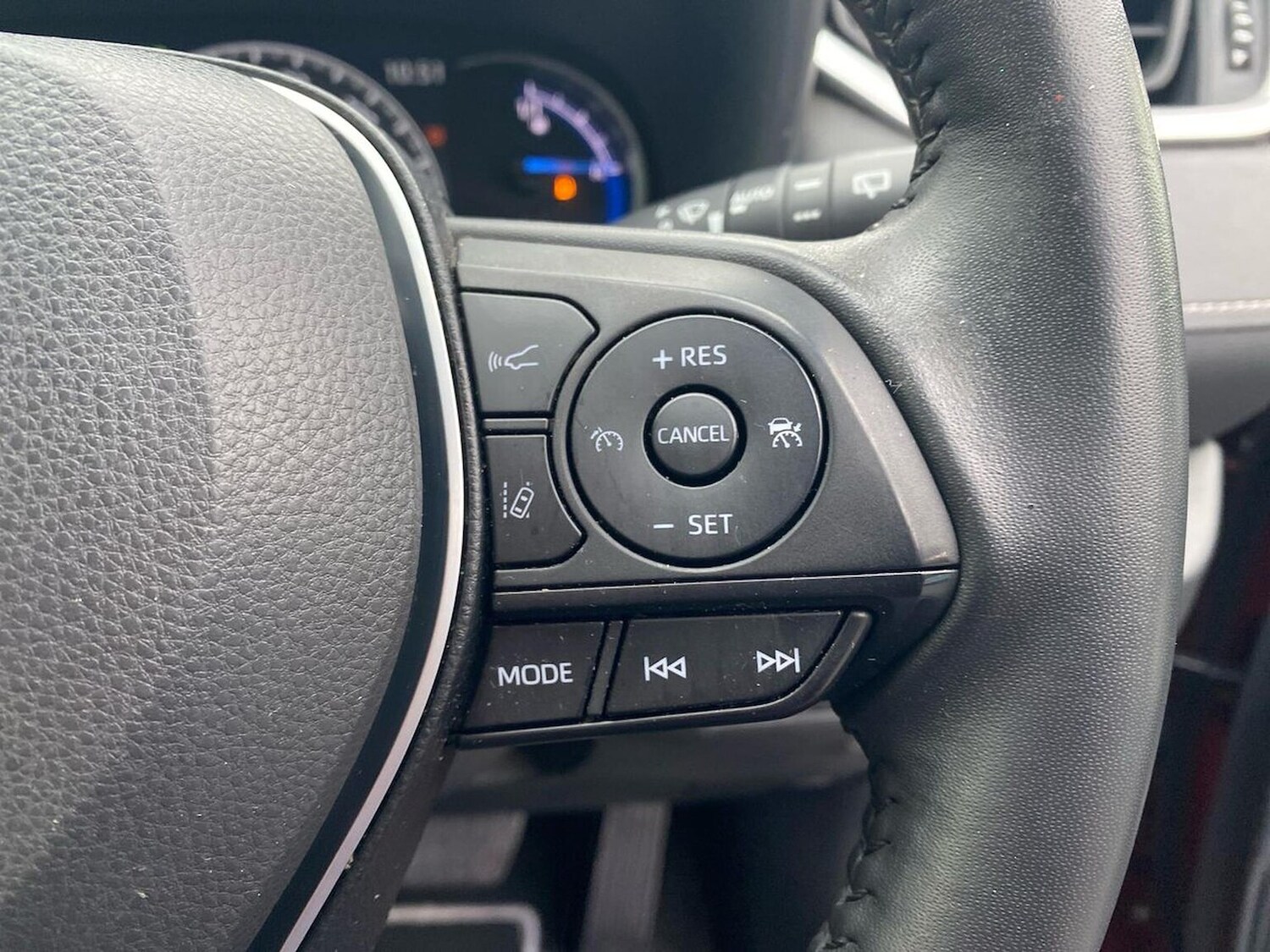 Used Toyota RAV4 2022 for sale - 76436535: Photo 25