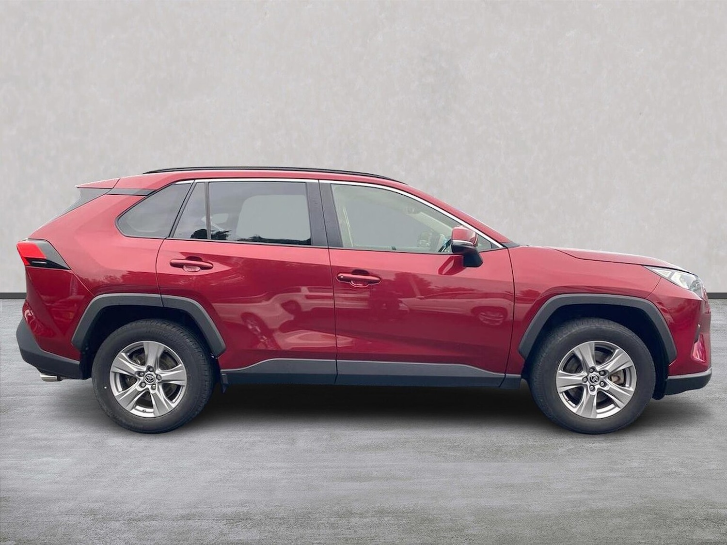 Used Toyota RAV4 2022 for sale - 76436535: Photo 3