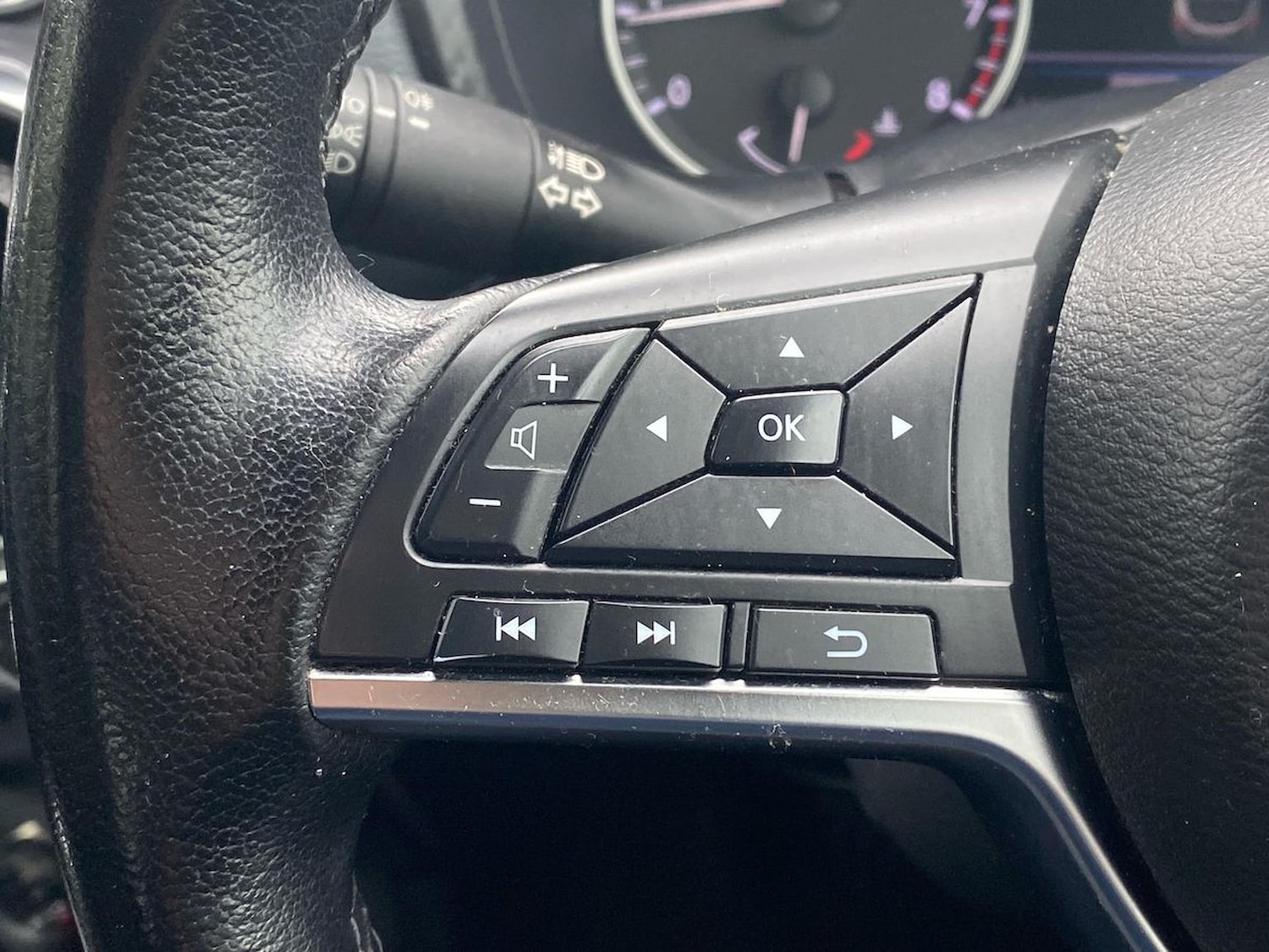 Used Nissan Juke 2022 for sale - 76253671: Photo 27