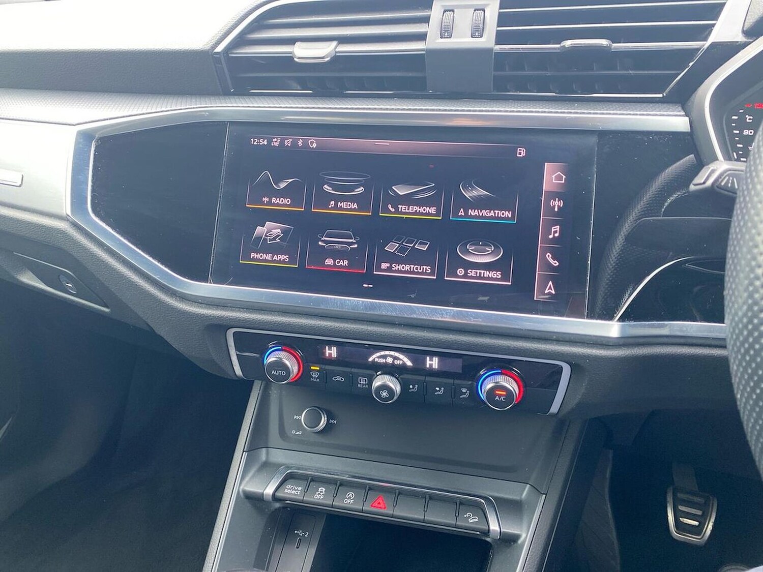 Used Audi Q3 2020 for sale - 76510694: Photo 22