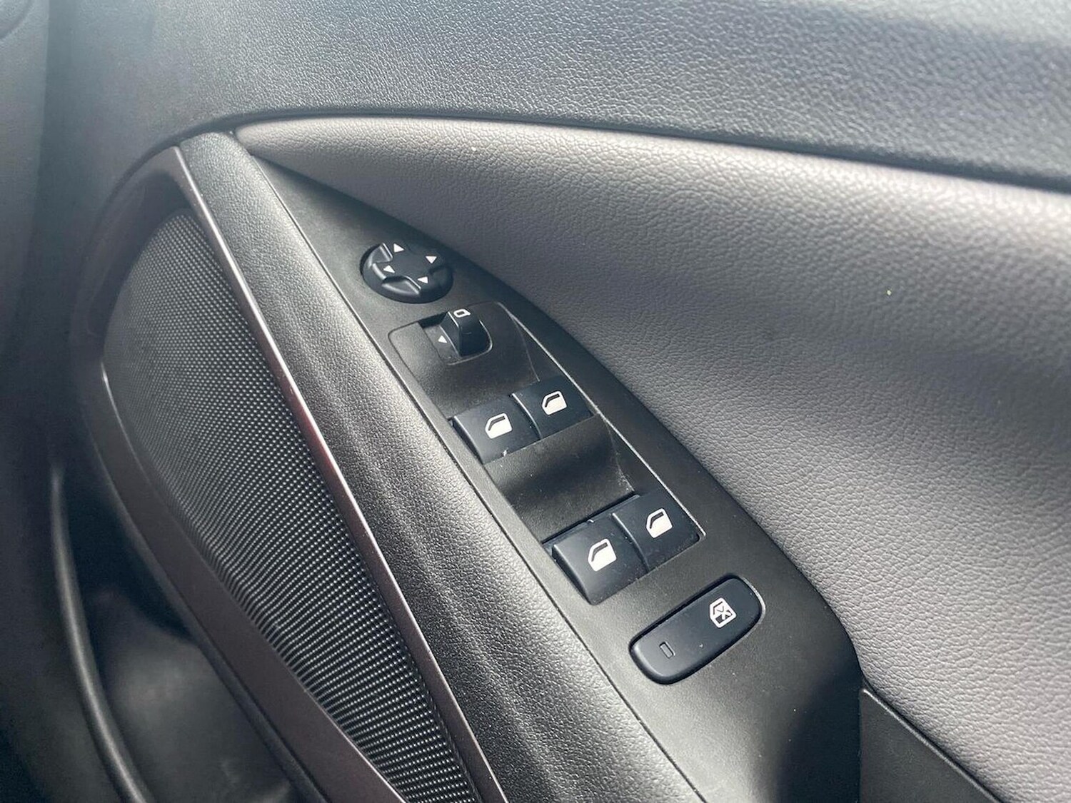 Used Vauxhall Crossland X 2020 for sale - 76040700: Photo 21