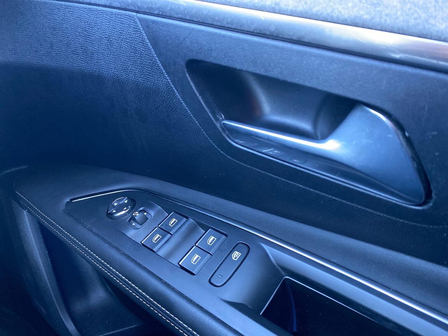 Used Peugeot 3008 2022 for sale - 77567721: Photo 21