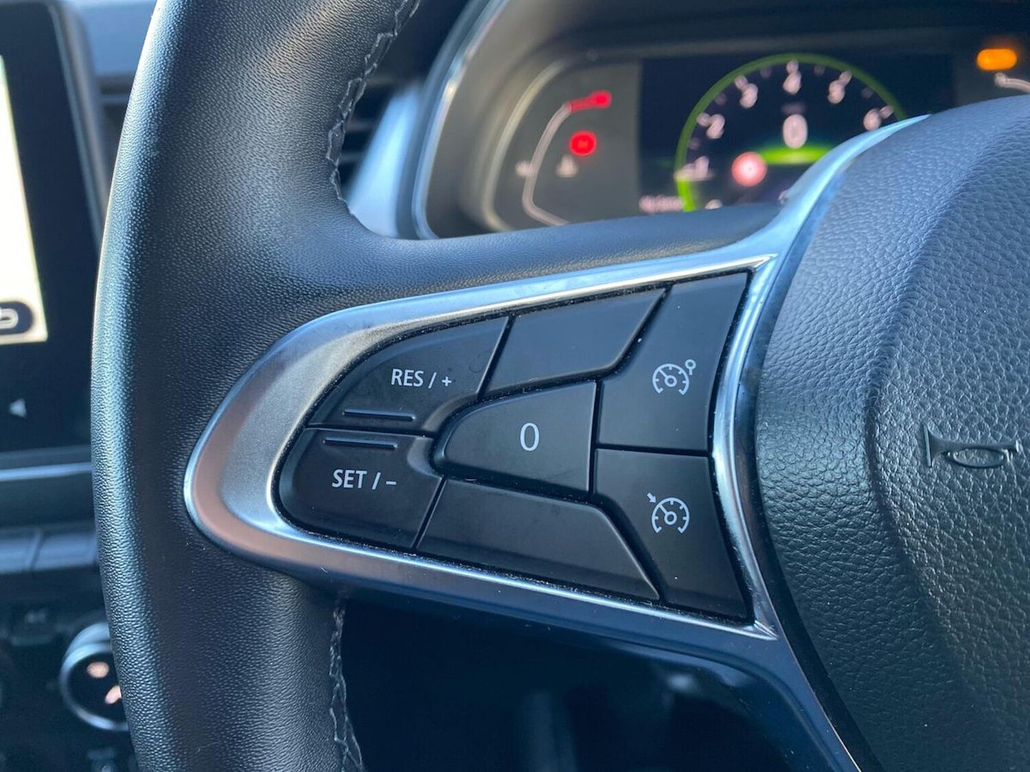 Used Renault Captur 2022 for sale - 77603699: Photo 27