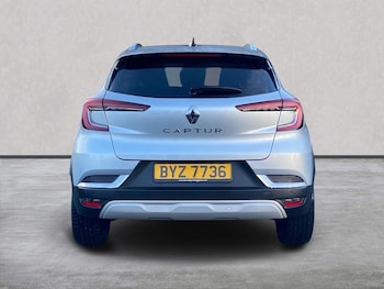 Used Renault Captur 2022 for sale - 77603699: Photo