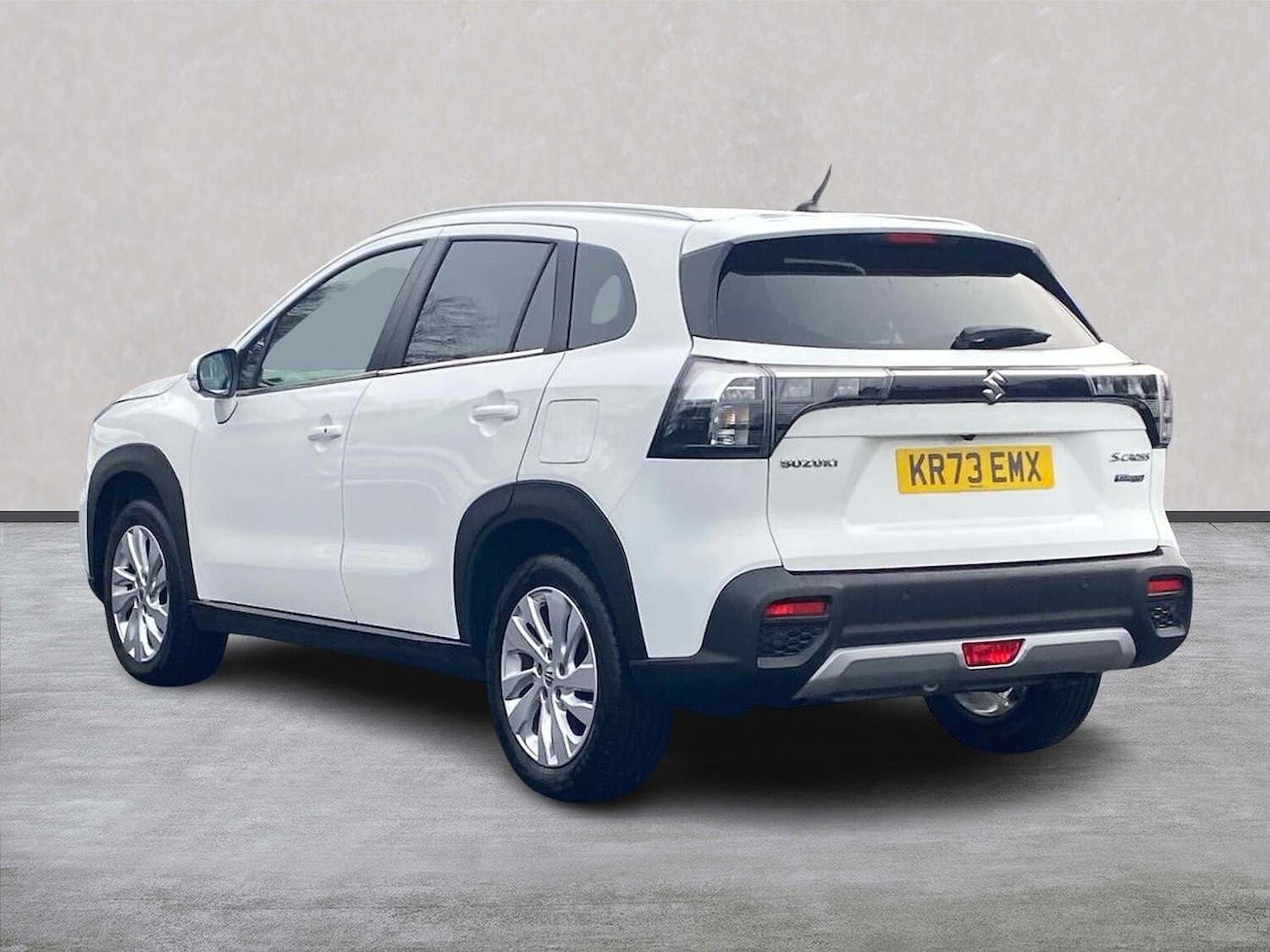 Used Suzuki SX4 S-Cross 2023 for sale - 77528884: Photo 2