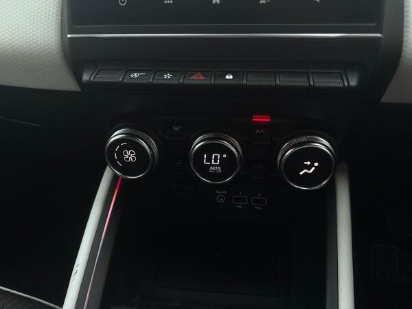 Used Renault Clio 2022 for sale - 75535829: Photo 12