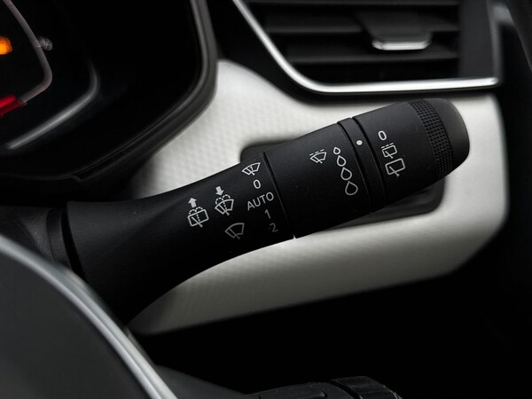Used Renault Clio 2022 for sale - 75535829: Photo 28