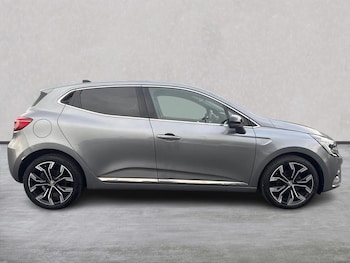Used Renault Clio 2022 for sale - 75535829: Photo