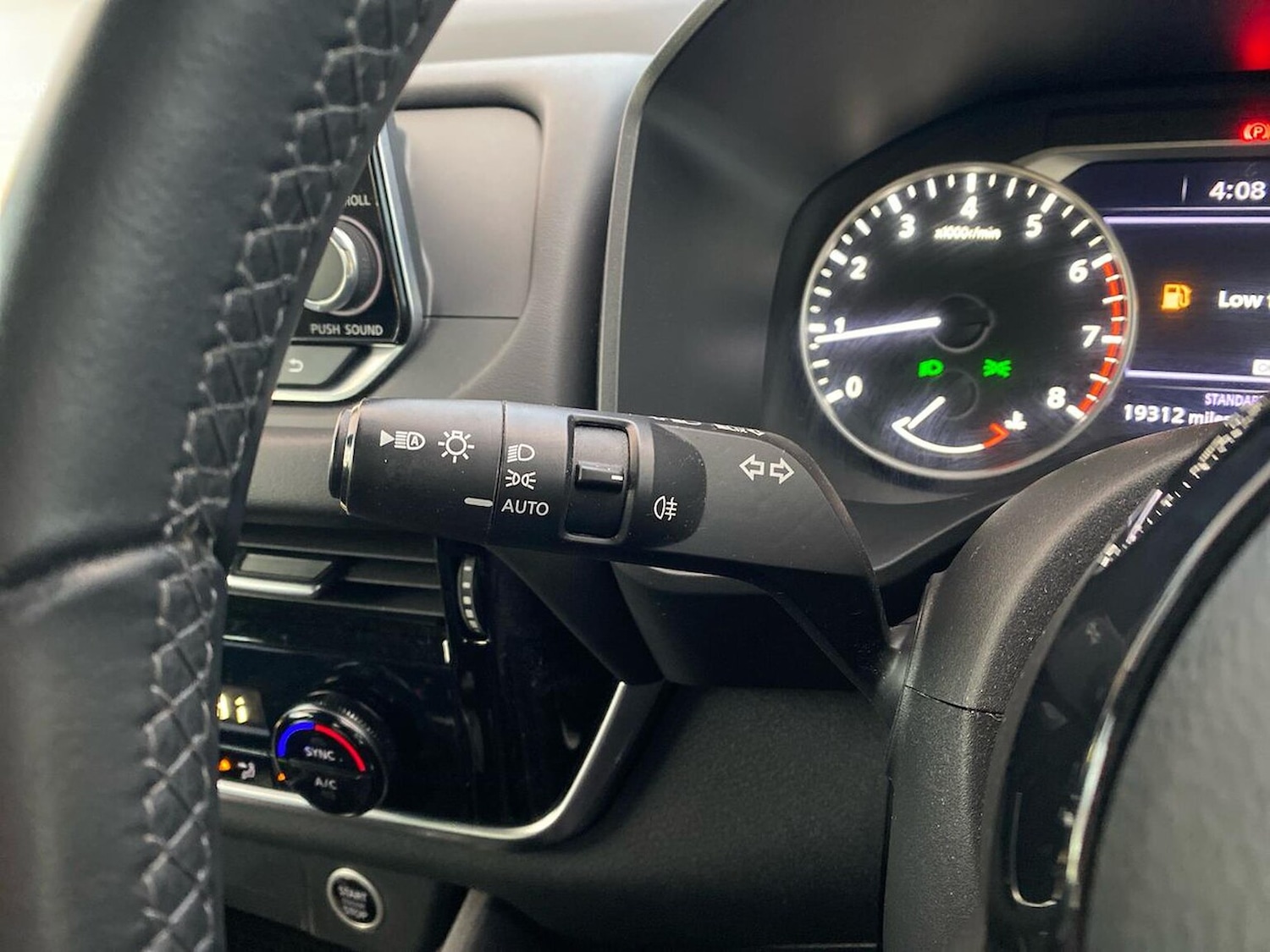 Used Nissan Qashqai 2021 for sale - 76877925: Photo 28