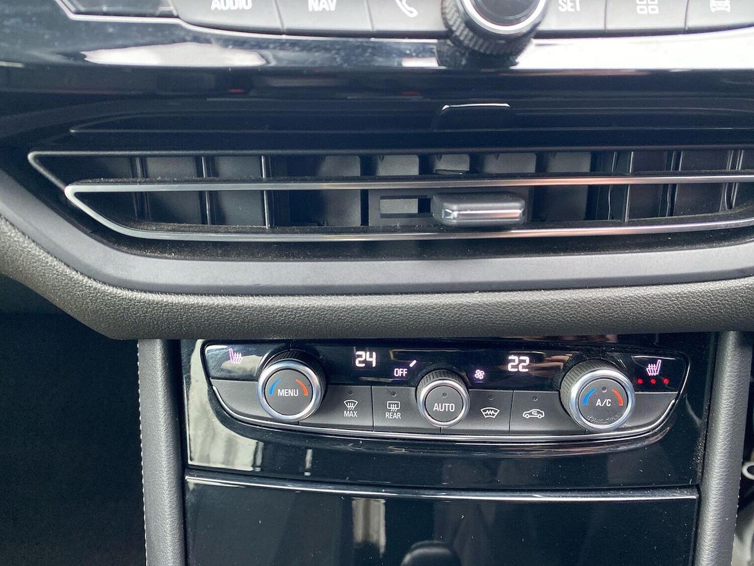 Used Vauxhall Grandland 2023 for sale - 78190994: Photo 14