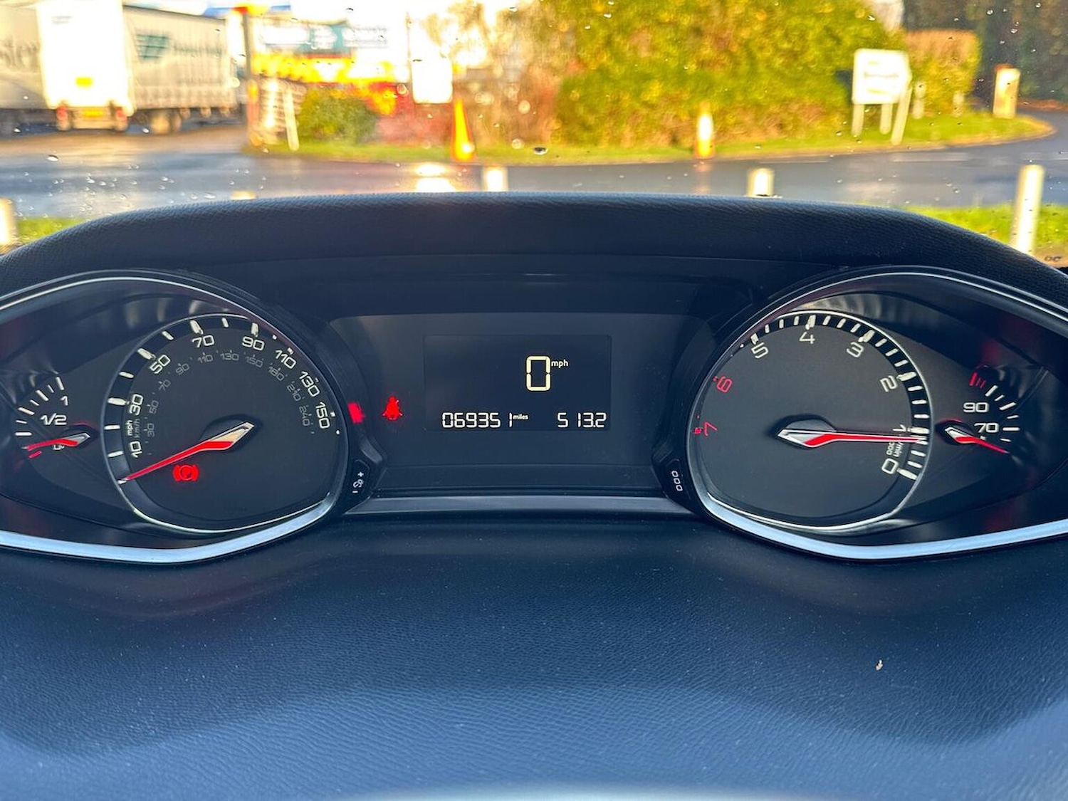 Used Peugeot 308 2018 for sale - 76637776: Photo 10